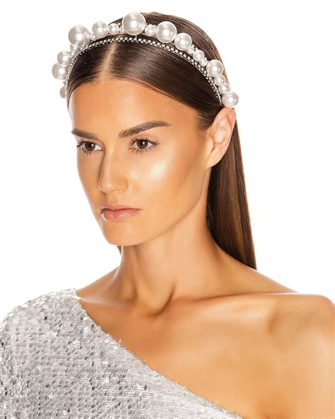 Head's Up: Givenchy's Ariana Headband 